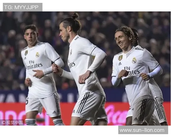 英超激战：皇马3-0曼城点球大战瞬间点燃全场激情与数据分析